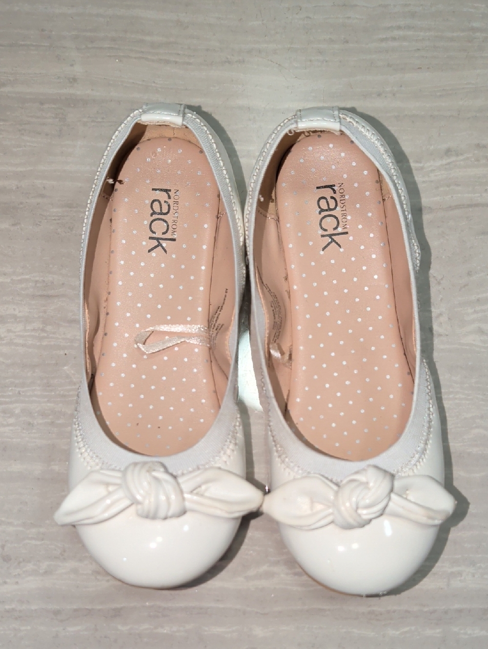 Nordstrom Rack White Bow Girl's Ballet Flats
